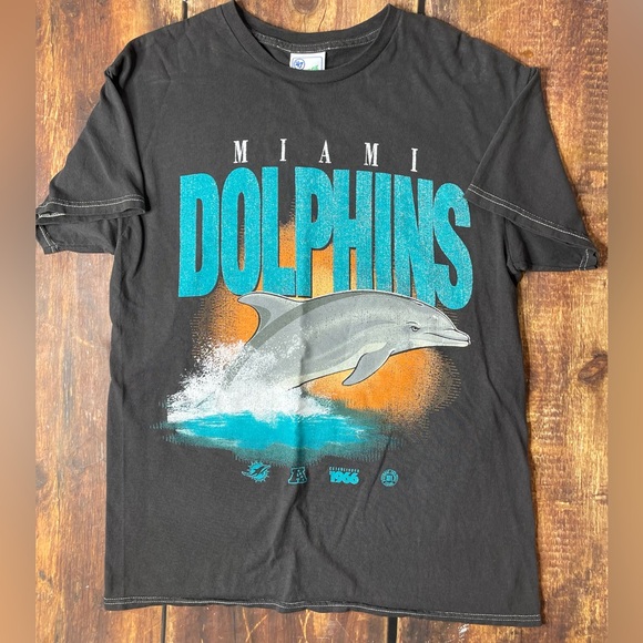 47 Tops - Miami Dolphins Vintage Tubular ‘47 t-shirt. Medium